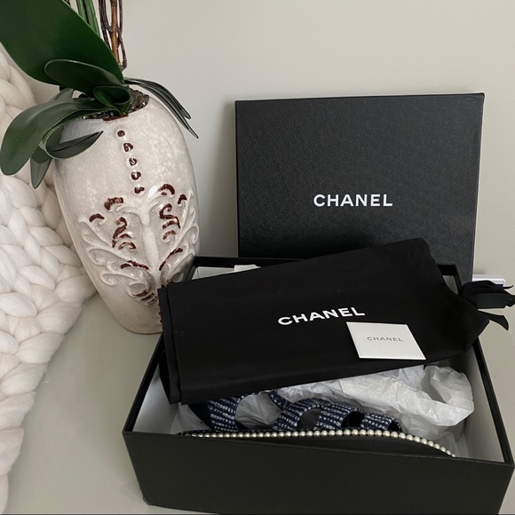✅ SOLD. NWT Chanel tweed sandals - Picture 3 of 12